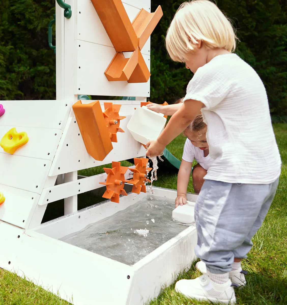 Aloe Outdoor Mini Playset with Water Fun for Kids, Toddlers by Avenlur